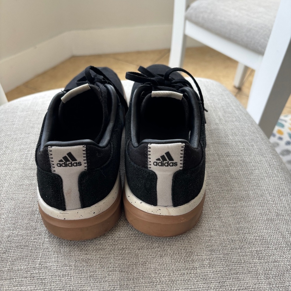 Adidas Allbirds StealthSneaker size 10